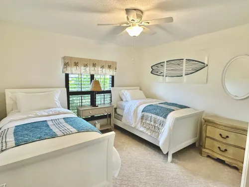 Pool Retreat & Minutes to the Beach! فنادق في Sebastian