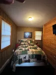 The King's Cottage ~ A Very Quiet Northwoods Retreat/Abuts Bearskin State Trail