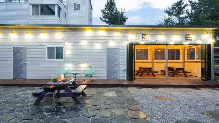 Yangyang Sunrise Sea Pension Отели рядом с Международный аэропорт Янъян