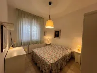 House with garden with 2 bedrooms, 2 bathrooms, 50 meters from Beach