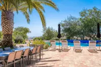 Vale Verde in Lagos With 6 Bedrooms and 4 Bathrooms - Villas