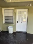 Lovely comfy clean apartment. Close to State parks/ beaches/ restaurants. Hotels in Jasmine Estates