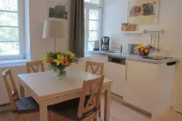 2-room apartment II "Am Nonnenhaus", old town near the university for up to 4 people