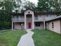 Experience nature's grandeur! Five bedroom retreat near Sequoia & Kings Canyons