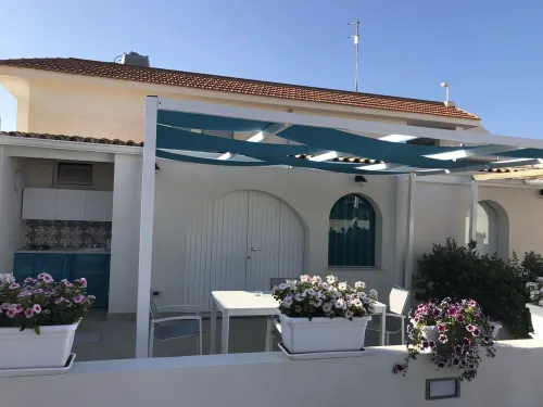 Almaga Holiday Home 30 meters from the beach of San Lorenzo, Marzamemi Hotels in Reitani
