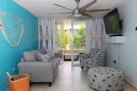 Coqui Beach Home, Paseo del Faro Combate