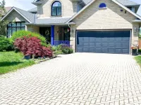 6BR • Sleeps 12 • Stocked Kitchen • 10-Min Stroll to Lake Huron Hotels in Sarnia