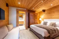 4-star apartment in a magnificent Savoyard chalet - 50m from the slopes