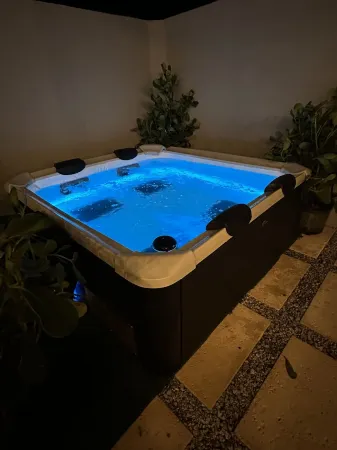 Condado, Jacuzzi, BBQ, Patio, Beach, Cozy, Safe, Secure, Private, Bad Bunny