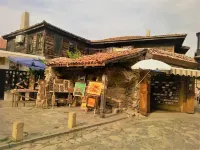 Retro house just 5 minutes from the beach and 5 minutes from the center Hotels in Nesebar