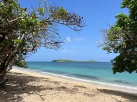 5 Minute walk to the beach!