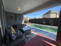 Beautiful home away from home. 5 mins from Joe Pool Lake. 파크힐 공원 주변 호텔