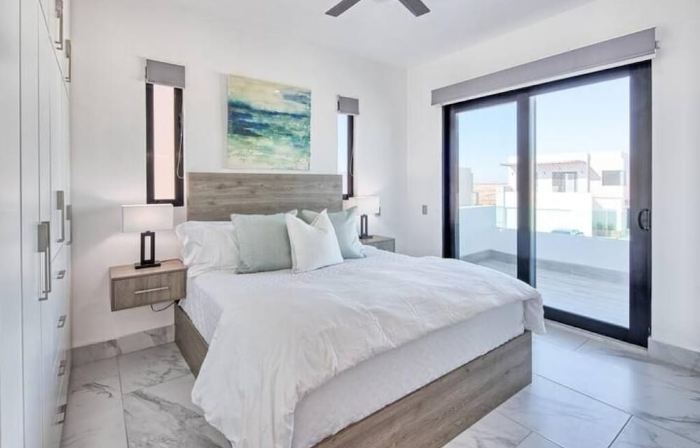 Sunset Beach House Ocean Front Hot Tub & Pool