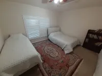 Two Miles to AT&T Stadium, Family size unit at very nice area