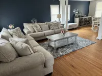 Beautiful Beach Mansion - 1 Block to the Beach Hotels in Keansburg