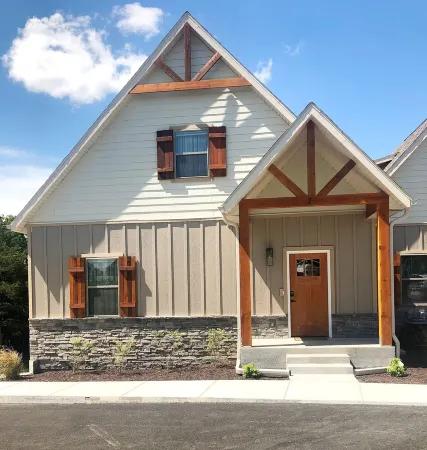 Our Family Lakeview Oasis