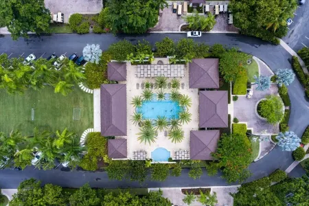 Luxury 2 Br / 3 BA Villa in Bahia Beach Resort