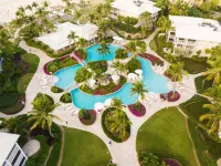 Updated Stunning Ocean Club Plaza luxury family spacious top floor apartment - 3-Star