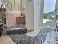 Amazing Ocean Views  and close to town
