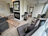 Penthouse suite w/ jacuzzi on Seawall w/ views