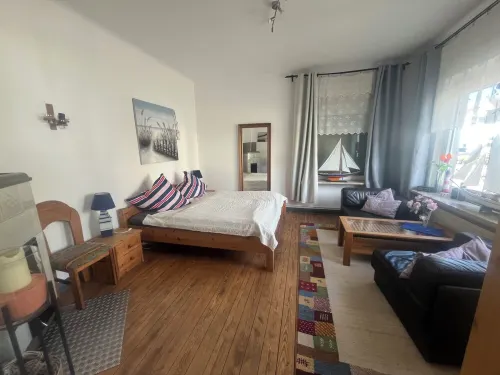 Moly 2 accommodation with garden