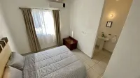 Casita Mora - Renovated house 3BR/4BA/AC
