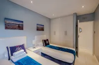 A fantastic modern and spacious apartment right on Umhlanga main Beach