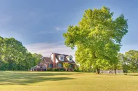 Spacious Greenbrier Vacation Rental on ~ 4 Acres! - Boutique