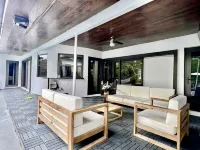 Entire villa, North Miami Beach with pool on canal!