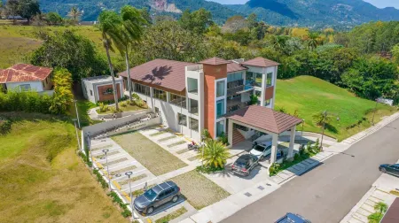 Vista del Campo Country Club & Villas