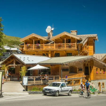 Hotel & Restaurant les Escondus