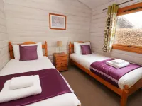 Barn Owl Lodge Hotels in Saint Harmon