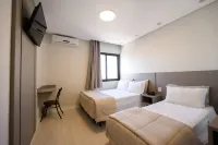 克羅尼爾飯店