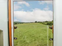 Mossy Lodge Hotels in Montgomery