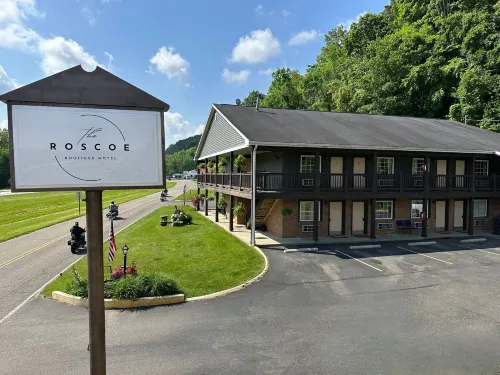 The Roscoe Hotels in Coshocton