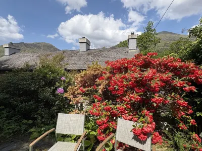 Glyn Awel Hotels near Pen y Pass Warden Centre