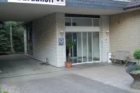 Hotel am Weißdornbusch Отели в г. Гифхорн