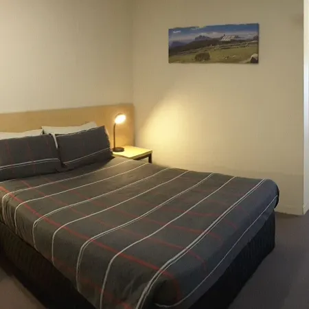 Cooma Motor Lodge Motel
