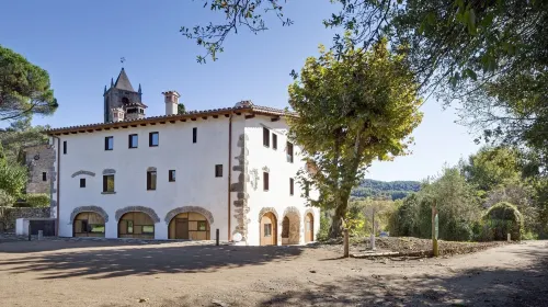 B&B la Rectoria de Sant Miquel de Pineda Hotels in San Feliu de Pallarols