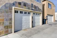 Awesome Family Friendly Beach Home - 1 Block to Ocean - 3Br/2Bath - Self Check in! (C1)