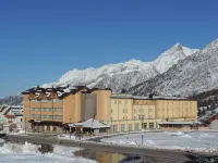 Grand Hotel Miramonti Hotels in Cogolo