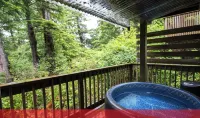Reef Point Cottages - Hot Tub