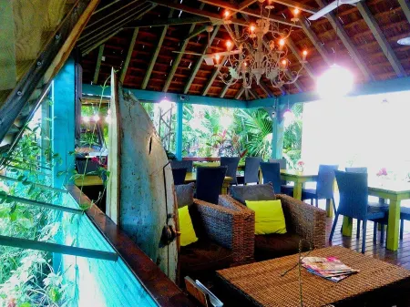 Hôtel les Bougainvilliers