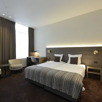 Hotel Messeyne Hotels near Broel towers