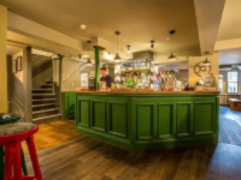 The Bear Esher Hotels in Esher