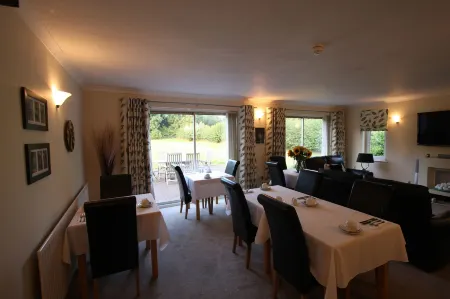 Broadwell Guest House Отели в г. Балолл Коммон