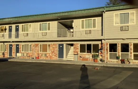 達拉斯河岸酒店