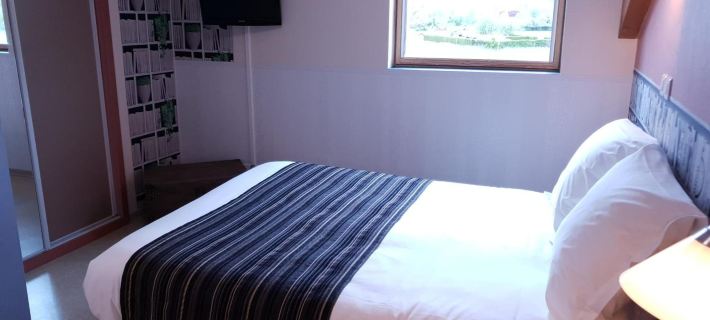 Fasthôtel le Râle des Genêts - Un hôtel FH Collection 默茲省住宿飯店