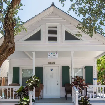 Wicker Guesthouse Hotel dekat Fort Zachary Taylor Historic State Park