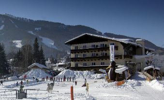 Aparthotel Tritscher